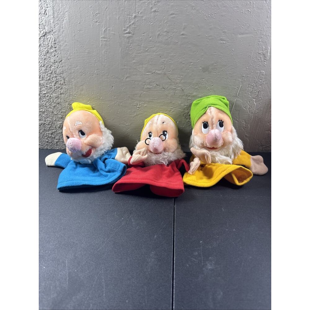 3pc Walt Disney 7 Dwarfs Hand Puppets set 8" Plush Snow White 50th Anniversary